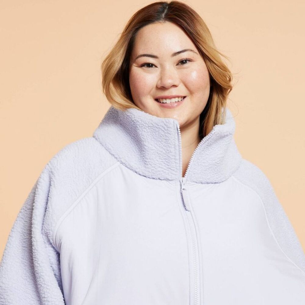 Blogilates -  Women's Campfire Fleece Full Zip Jacket Light Purple - Picture 4 of 4